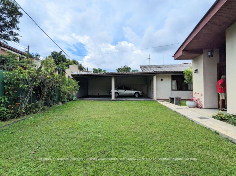 Spacious House for Sale in Nawala