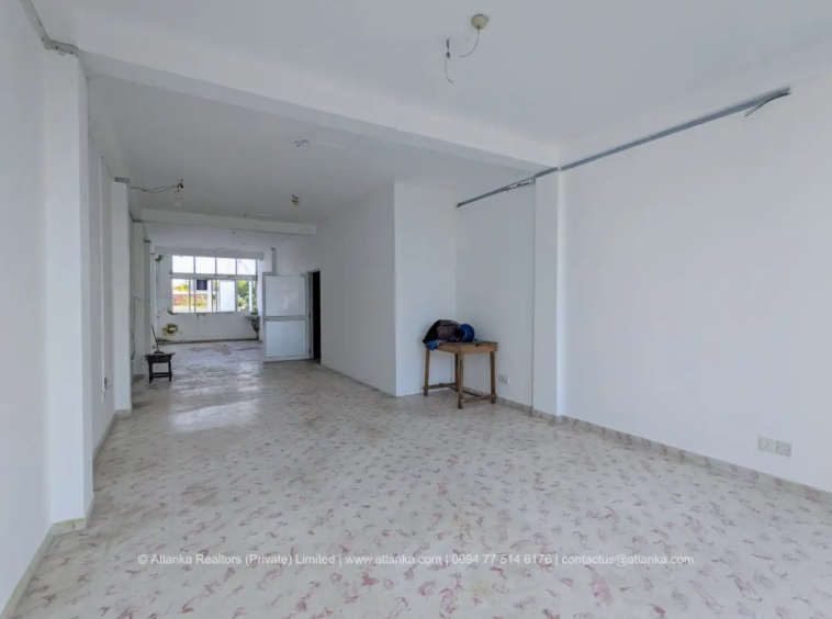 Building for Rent in Colombo 5